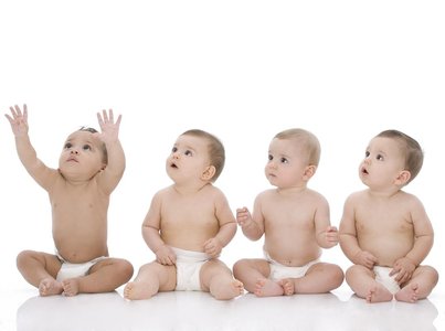 夫妇代孕生子 结果妻子与代孕女同时怀孕得